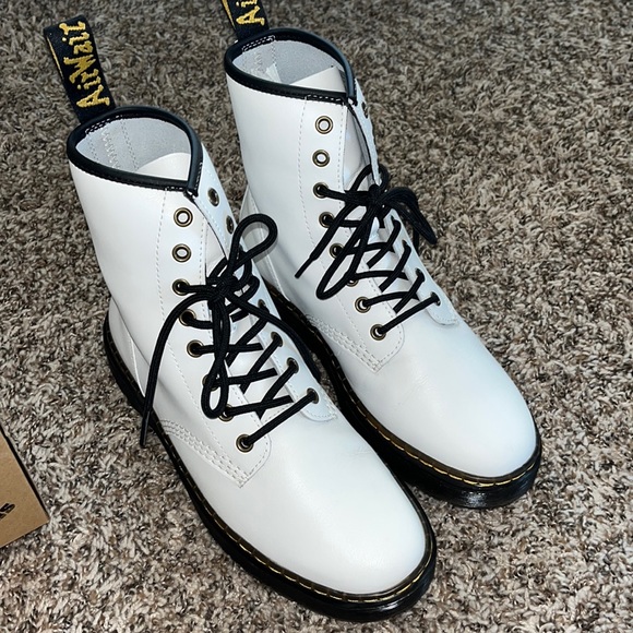 White Doc Martins - Picture 1 of 4